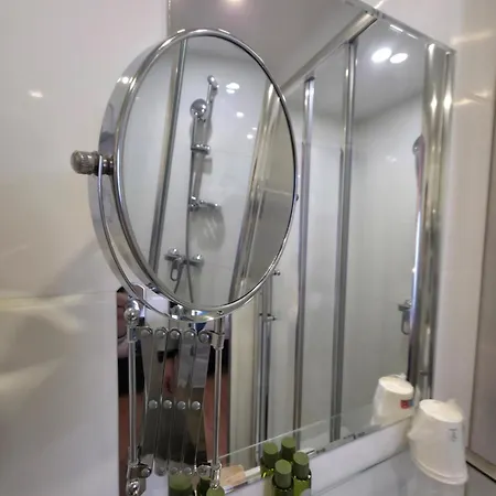 Hotel Amadeus 3*