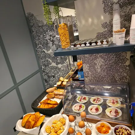 Hotel Amadeus Paris